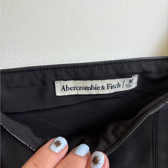 Abercrombie & Fitch Faux Leather Corset Tank Top - Picture 5 of 11